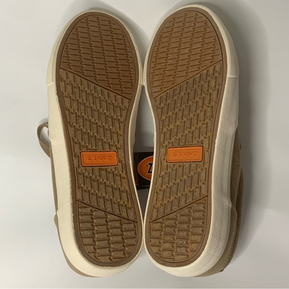 Lugz shoes size 8 NEW - Picture 8 of 9